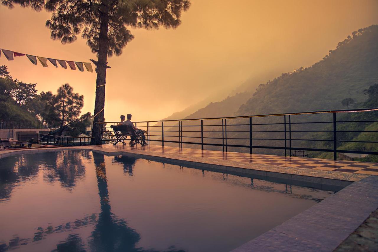 Safarmaina Resort Kasauli Kültér fotó