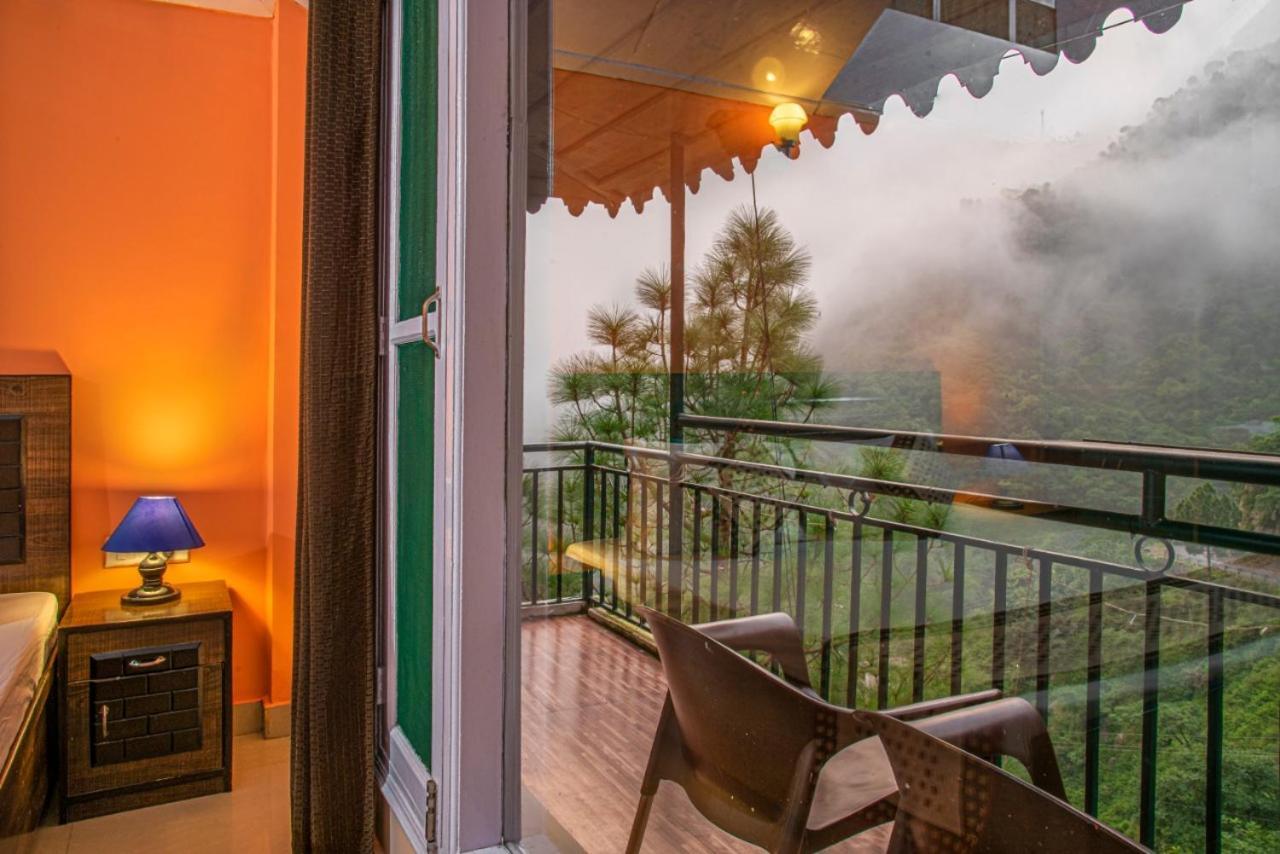 Safarmaina Resort Kasauli Kültér fotó