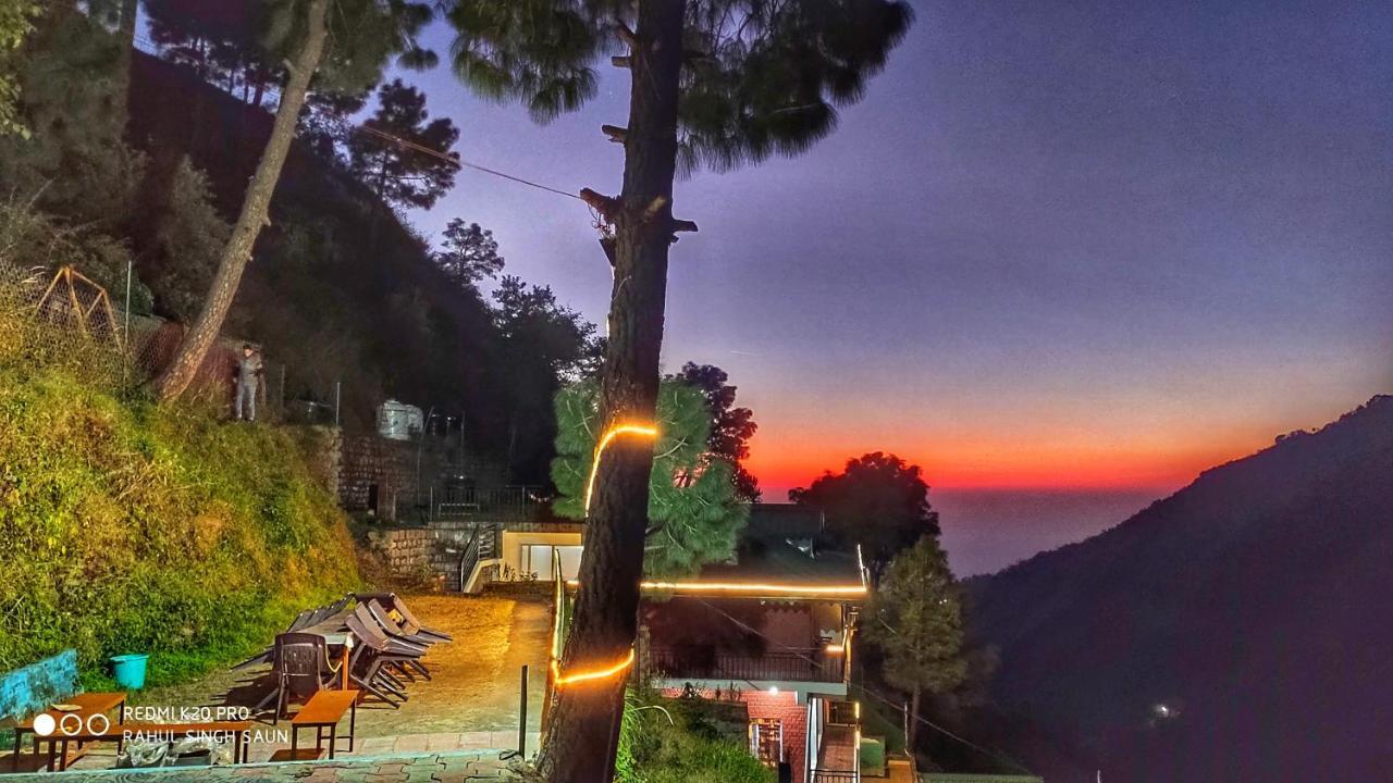 Safarmaina Resort Kasauli Kültér fotó